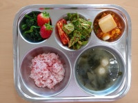 급식사진자료<영양식생활게시판<영양소식<구영초등학교 구영초등학교