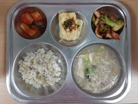이달의식단<영양급식<교육복지<명정초등학교 명정초등학교