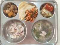 식단사진<급식실<학교소식<명덕여자중학교 명덕여자중학교