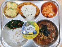 급식사진<학교급식<알림마당<이화초등학교 이화초등학교
