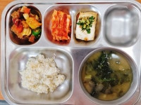 이달의식단