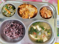 급식게시판<급식이야기<알림마당<강동유치원 강동유치원