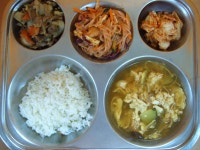 급식사진<영양소식<학교소식<강동초등학교 강동초등학교