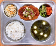 급식사진<급식실<상담/보건/급식<울산경의고등학교 울산경의고등학교