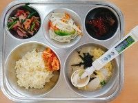 이달의 식단(식단사진포함)<급식소식<미포소식<미포초등학교 미포초등학교