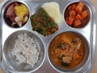 급식갤러리<급식실<학교소식<약수초등학교 약수초등학교