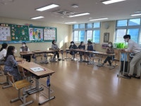 전문적 학습공동체<민주시민교육 연구학교<연구(중점)학교<문수교육과정<문수초등학교 문수초등학교