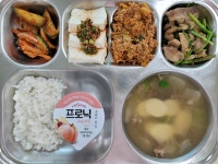 월간 식단<급식소식<학교소식<두왕초등학교 두왕초등학교