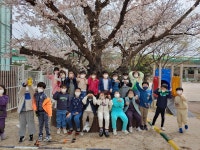 2022. 봄꽃가족사진축제<작은학교 마을공동체<학생마당<선암초등학교 선암초등학교