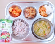 이달의 식단(사진)<식생활교육소식<학교소식<삼동초등학교 삼동초등학교