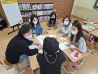 전문적 학습공동체<민주시민교육 연구학교<연구(중점)학교<문수교육과정<문수초등학교 문수초등학교