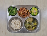 오늘의 식단사진<급식실<알림방<송정초등학교 송정초등학교