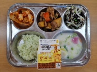 급식 사진<급식실<꽃바위소식<꽃바위유치원 꽃바위유치원