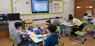 활동사진<민주시민교육 연구학교<연구(중점)학교<문수교육과정<문수초등학교 문수초등학교