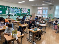 포토갤러리<독서마당<학생마당<온산초등학교 온산초등학교
