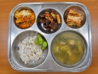 이달의식단<급식실<열린행정<연암중학교 연암중학교