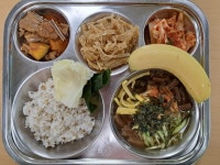 먹거리사진<급식소식<학교소식<범서초등학교 범서초등학교