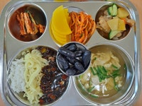 이달의식단