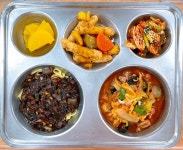 월별식단(중식)<급식소식<학교소식<울산경의고등학교 울산경의고등학교