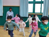 나. 돌봄교실 사진<나. 선택형 돌봄프로그램(돌봄교실)<늘봄학교<미포초등학교 미포초등학교