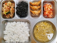 월간 식단<급식소식<학교소식<두왕초등학교 두왕초등학교