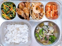 월간 식단<급식소식<학교소식<두왕초등학교 두왕초등학교