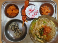오늘의 식단<급식소식<학교소식<야음중학교 야음중학교