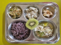 급식 사진<급식실<꽃바위소식<꽃바위유치원 꽃바위유치원