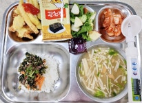 오늘의급식<급식소식<학교소식<고헌초등학교 고헌초등학교