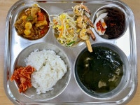 이달의 식단<급식실<학교소식<외솔초등학교 외솔초등학교