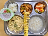 급식앨범<학교급식<열린행정<화진초등학교 화진초등학교