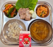 급식 앨범<영양상담실<지원마당<야음초등학교 야음초등학교