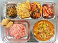 식단사진<급식실<학교소식<명덕여자중학교 명덕여자중학교