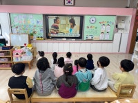 행사 앨범<병설유치원<수암초등학교 수암초등학교