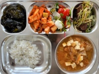 이달의 급식<급식소식<알림마당<동부초등학교 동부초등학교