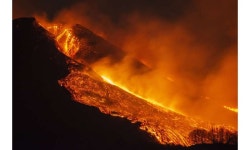 Mt Etnas latest eruptions awe even those who study volcanos