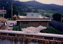 2000년 《예술과 마을》이 진행된 원골마을 마을회관 사진