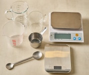 홈베이킹에 도전하는 요리초보 손! | 새미네부엌 플랫폼 홈베이킹에 도전하는 요리초보 손!