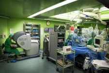 다빈치 로봇수술 1,000례 돌파 - 병원소식 - 한양대학교병원 다빈치 로봇수술 1,000례 돌파