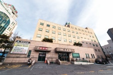 가장 가까운 곳에서 더욱 적절한 치료를! - 원병원 - 베스트 파트너 - 한양대학교구리병원 가장 가까운 곳에서 더욱 적절한 치료를! - 원병원