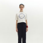 [디어라이프] 레글런 크롭티셔츠 오프화이트 - 주식회사 서울쇼룸 [디어라이프] 레글런 크롭티셔츠 오프화이트