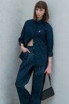 [드팜므]REFINE LOGO SHIRT NAVY - 주식회사 서울쇼룸 [드팜므]REFINE LOGO SHIRT NAVY