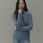 [블랭크03] baby alpaca ribbed turtle (soft blue) - 주식회사 패션지오 [블랭크03] baby alpaca ribbed turtle (soft blue)