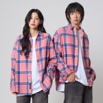 [언노운플라넷] 플라넷 오버핏 체크 셔츠 핑크 - 주식회사 패션지오 [언노운플라넷] 플라넷 오버핏 체크 셔츠 핑크