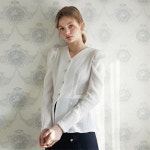 [에프코코로미즈] puff sleeve v neck blouse WH - 주식회사 패션지오 [에프코코로미즈] puff sleeve v neck blouse WH