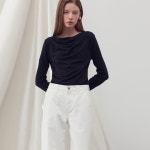 [리이] SHIRRING DRAPE LONG SLEEVE TOP - 주식회사 서울쇼룸 [리이] SHIRRING DRAPE LONG SLEEVE TOP