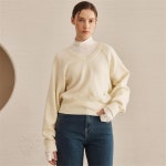 [누브] Cashmere V-Neck Knit - Ivory - 주식회사 패션지오 [누브] Cashmere V-Neck  Knit - Ivory