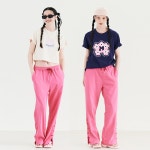 주식회사 메타싱크 (METASYNC Co.,Ltd.) | [메타퍼] MET Present flower Tshirt Sweat Pants Set - 주식회사 서울쇼룸 [메타퍼] MET Present flower Tshirt Sweat Pants Set