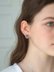 [소수] Square Line Earring 스퀘어 라인 귀걸이 블루 - 주식회사 서울쇼룸 [소수] Square Line Earring 스퀘어 라인 귀걸이 블루