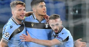 코레아 고전했지만 중요한건 16강 진출 - 세리에매니아